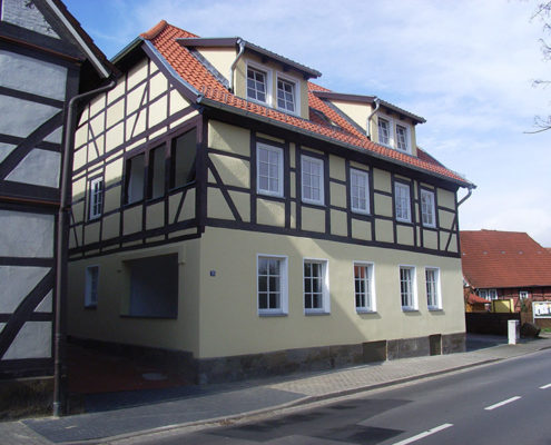 Renovierte Fassade – Altenhofstraße 21